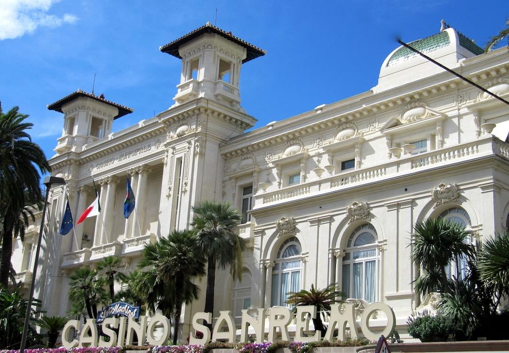 Hotel Paradiso Sanremo Esterno foto