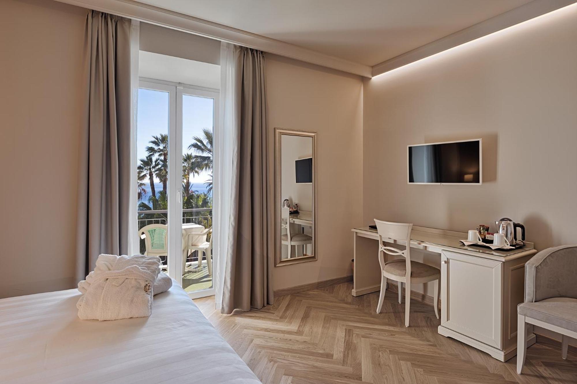 Hotel Paradiso Sanremo Esterno foto