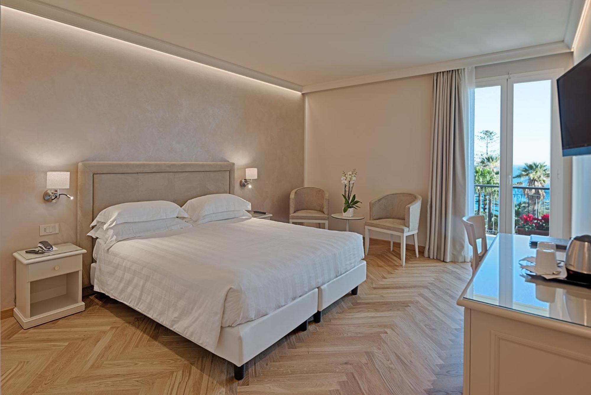 Hotel Paradiso Sanremo Esterno foto